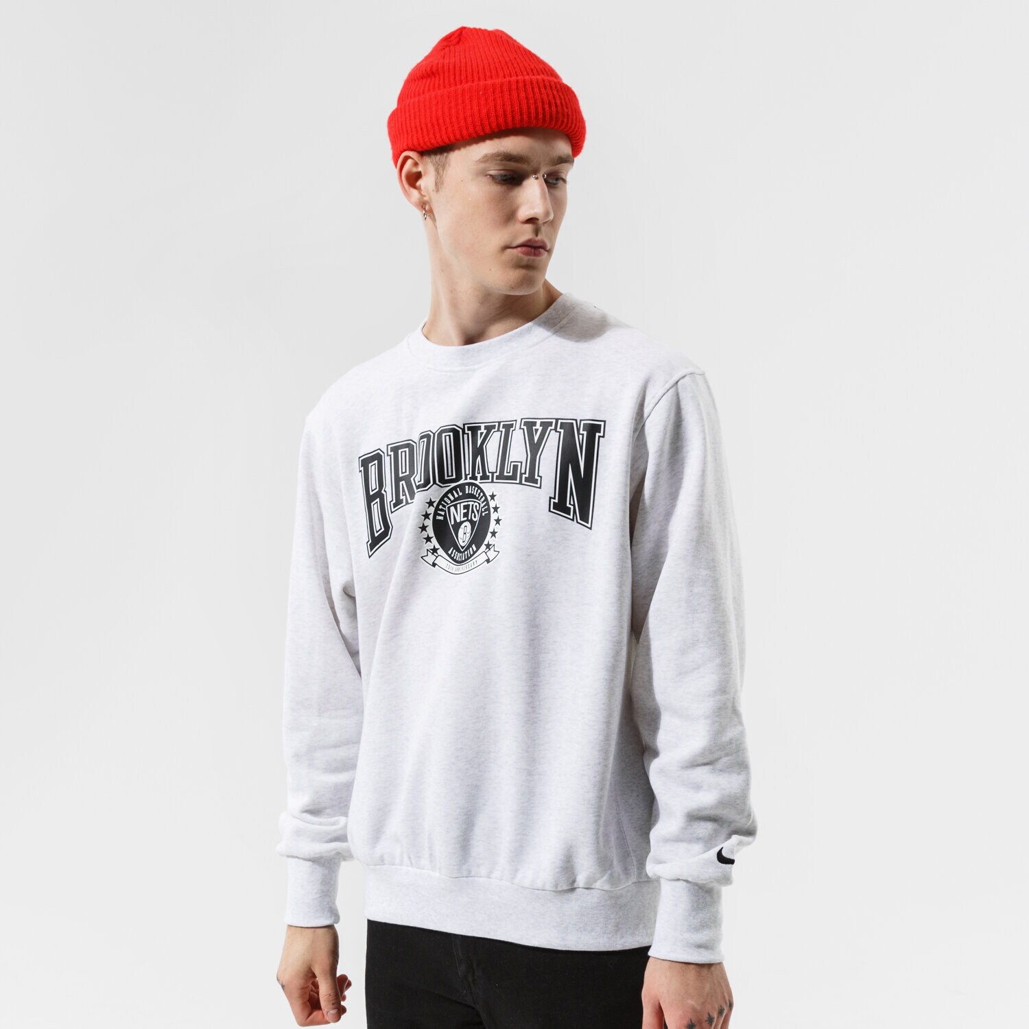 pánská mikina NIKE MIKINA BKN M NK FLC CREW CTS 75 NBA DJ2795-051 ŠEDÁ