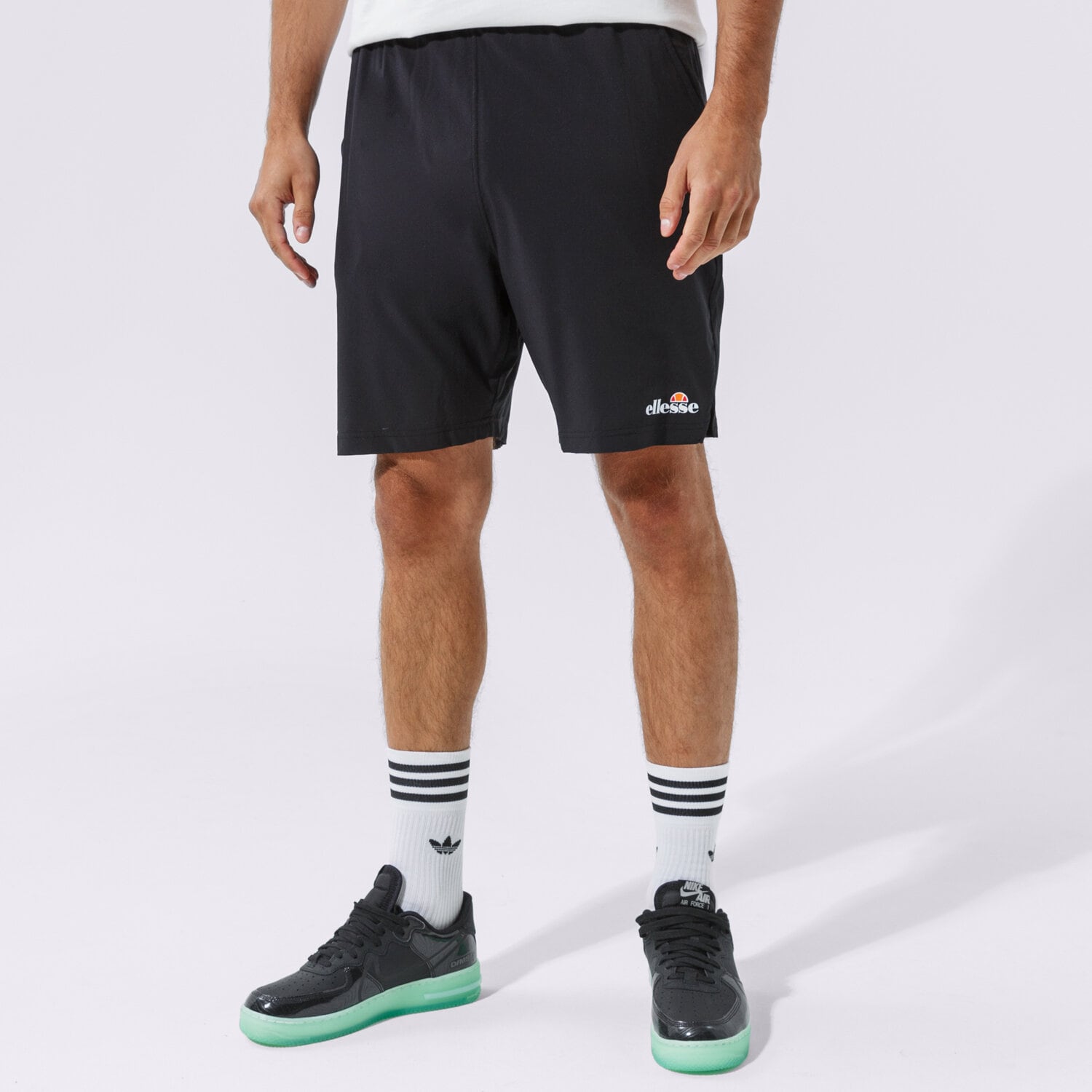 pánské kraťasy ELLESSE ŠORTKY  VIVALDI SHORT BLK SXG09889011 ČERNÁ