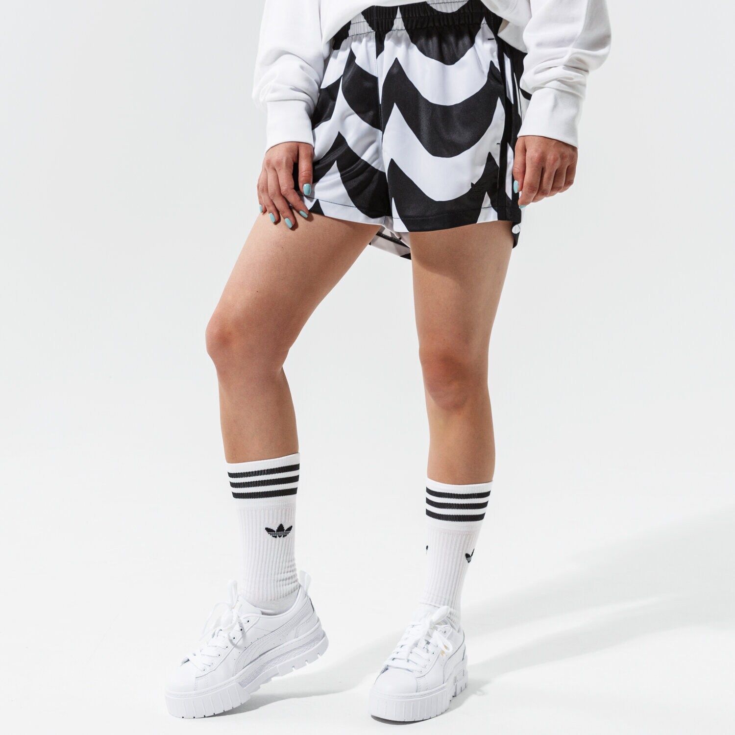 dámské kraťasy ADIDAS ŠORTKY H20477 ČERNÁ