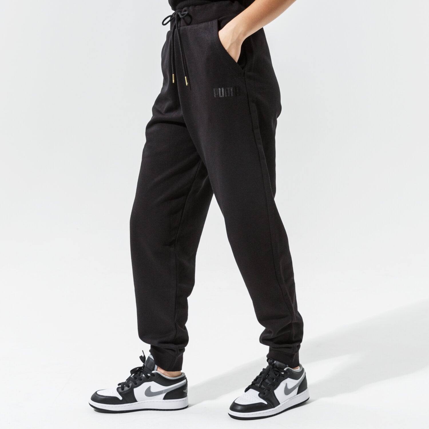 dámské kalhoty PUMA KALHOTY  HER HIGH WAIST PANTS TR CL - PUMA BLACK 58952801 ČERNÁ