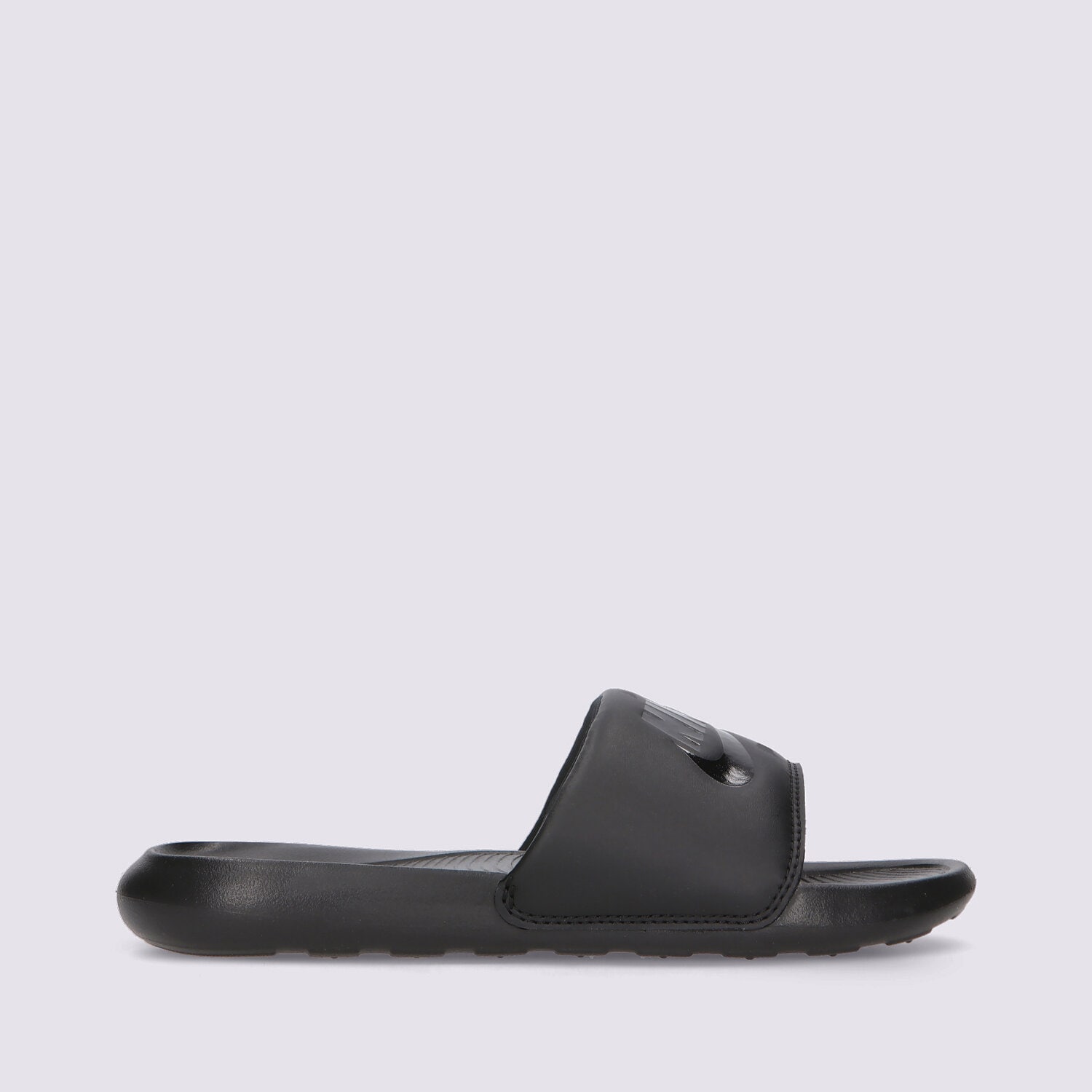 NIKE VICTORI ONE SLIDES  CN9677-004 ČERNÁ