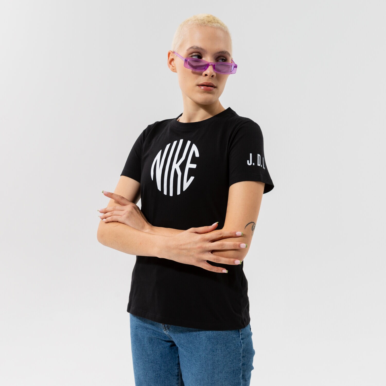 dámské tričko NIKE TRIČKO W NSW TEE ICON CLASH DJ1816-010 ČERNÁ