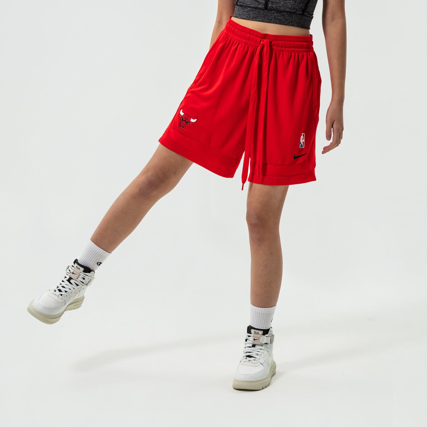dámské kraťasy NIKE ŠORTKY  CHI W NK SHRT CRSSVR CTS 75 NBA DB1361-657 ČERVENÁ