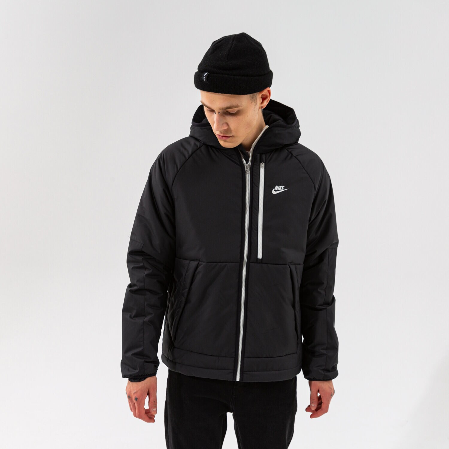 pánská zimní bunda NIKE BUNDA ZIMNÍ LEGACY THERMA-FIT JACKET DD6857-010 ČERNÁ