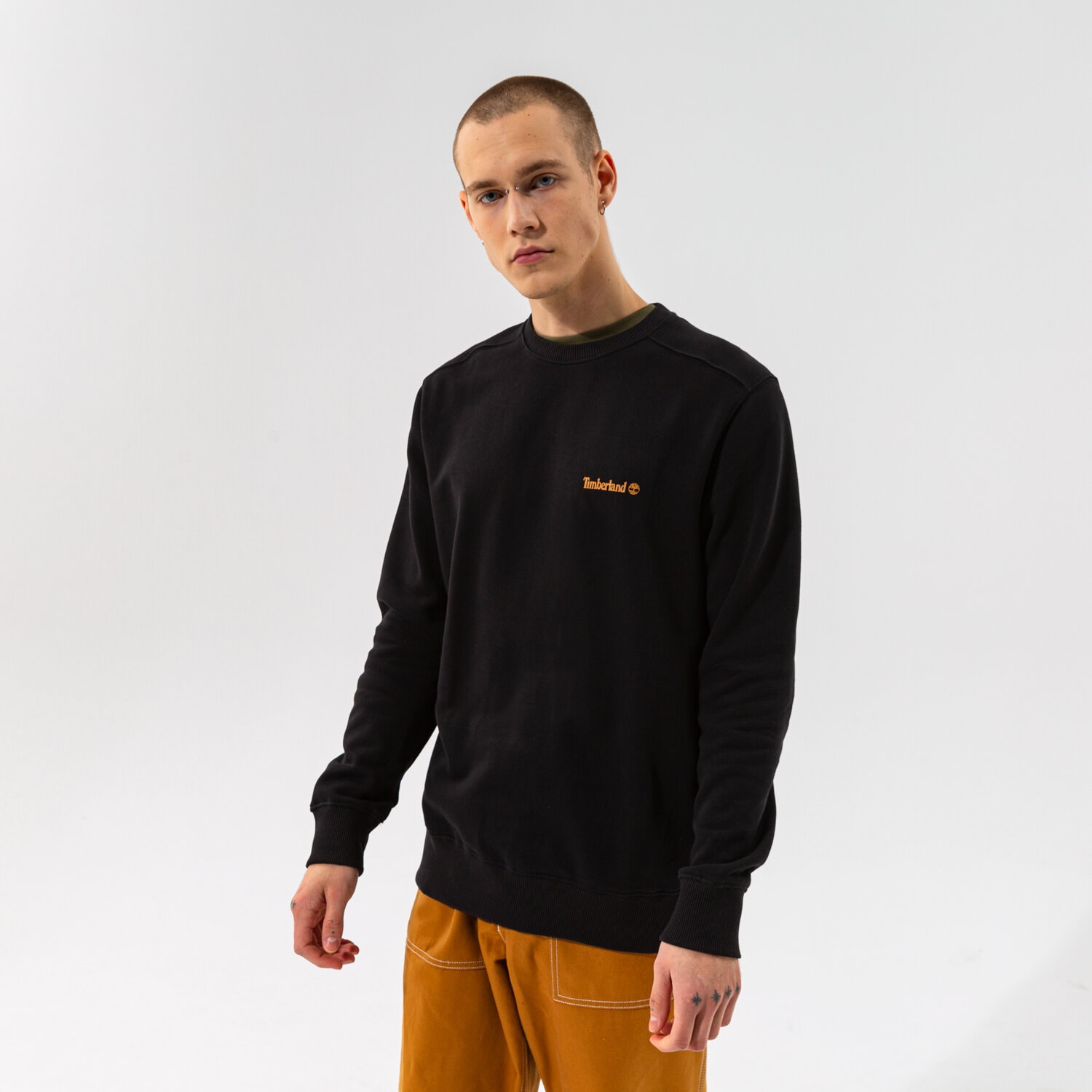 pánská mikina TIMBERLAND MIKINA CHEST LOGO CREW BLACK TB0A5PDV0011 ČERNÁ