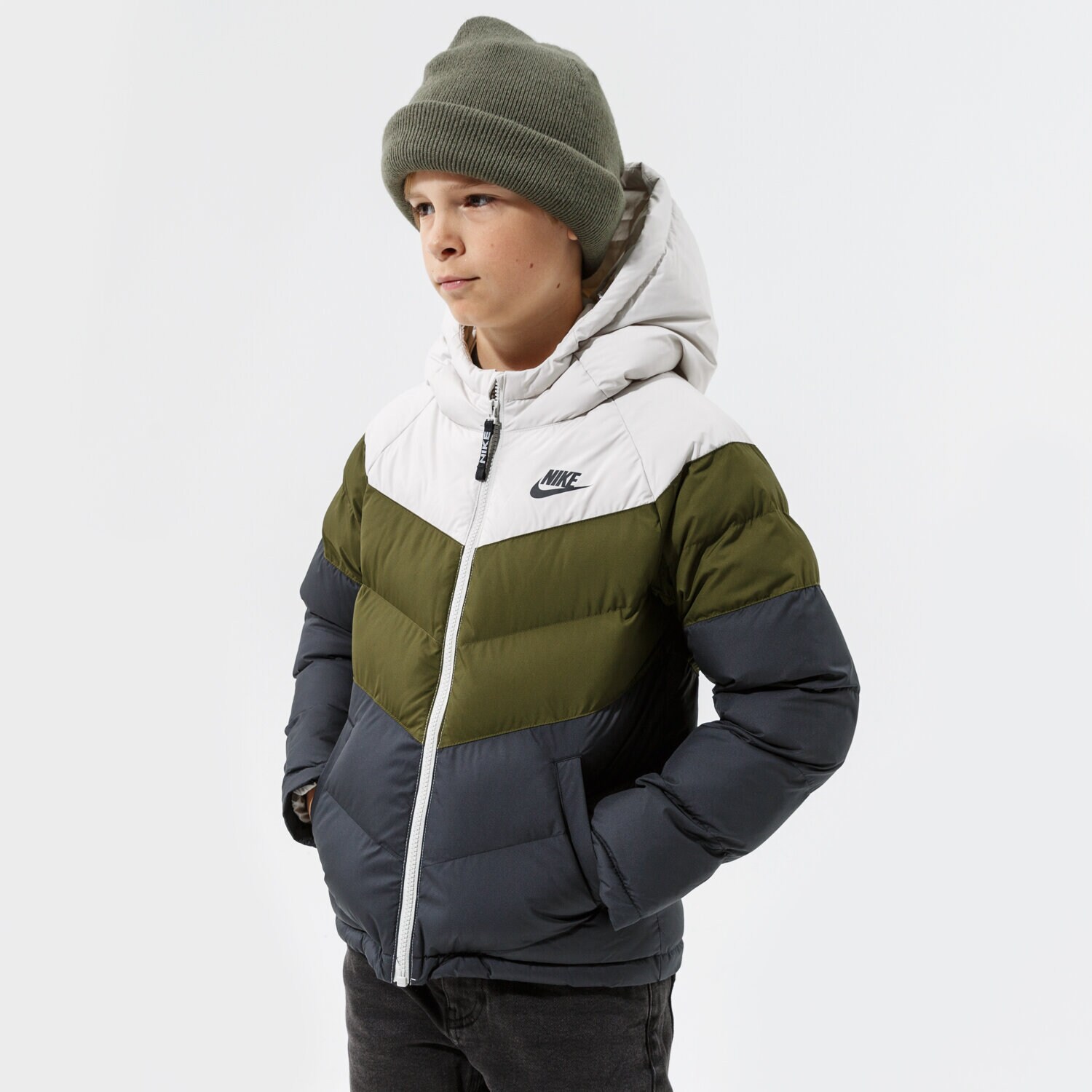 dětské tričko NIKE BUNDA ZIMNÍ NIKE SPORTSWEAR U CU9157-073 KHAKI