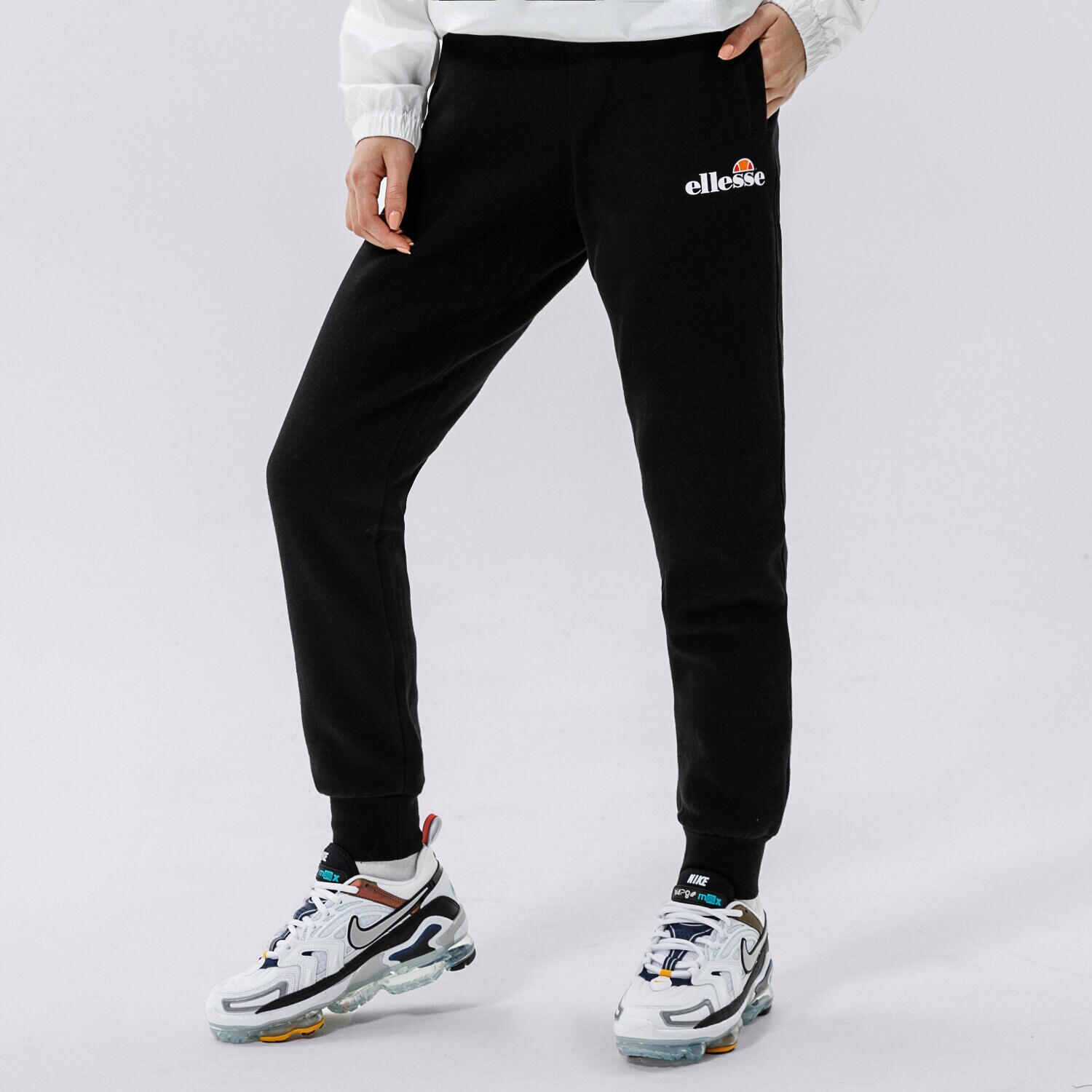dámské kalhoty ELLESSE KALHOTY  HALLOULI JOG PANTS BLK SGK13652011 ČERNÁ