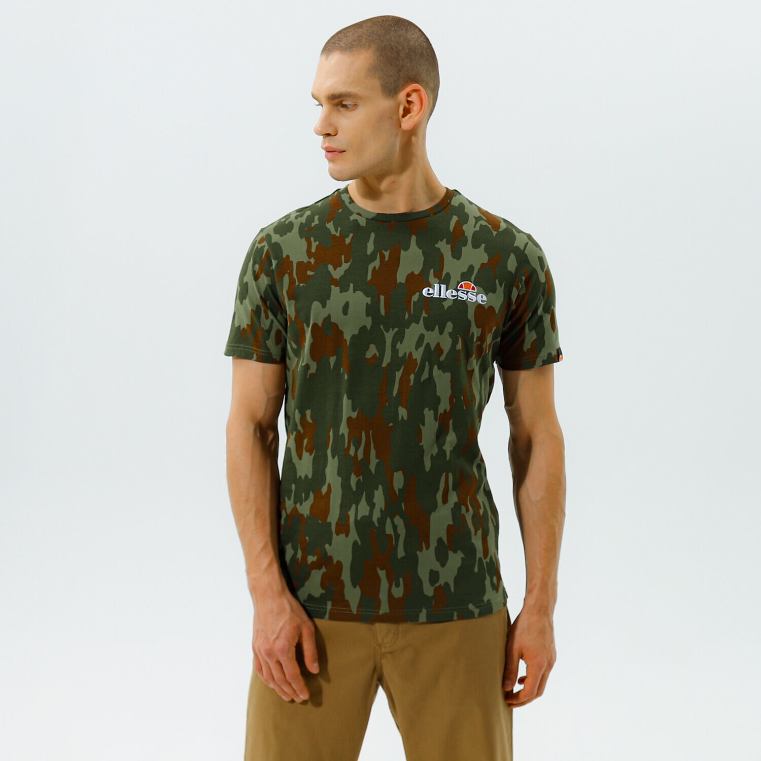 pánské tričko ELLESSE TRIČKO VOODOO CAMO TEE KHA SHK12434506 KHAKI