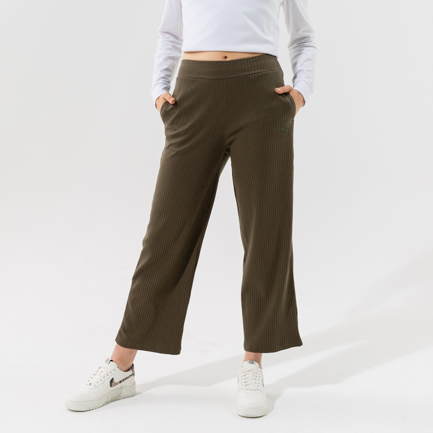 dámské kalhoty PUMA KALHOTY  HER RIBBED WIDE PANTS - GRAPE LEAF 58952544 KHAKI
