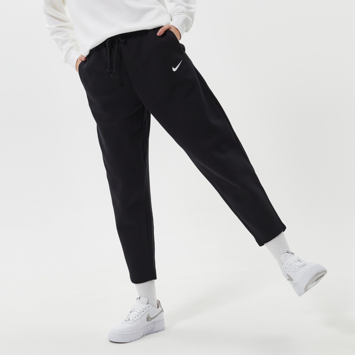 dámské kalhoty NIKE KALHOTY  W NSW ESSNTL FLC MR PNT CLCTN DD5636-010 ČERNÁ