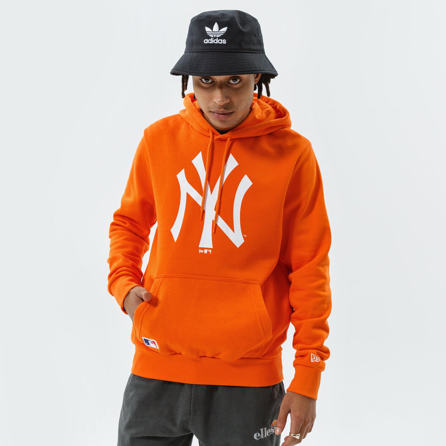 pánská mikina NEW ERA MIKINA S KAPUCÍ MLB SEASNL TEAM LOGO HOODY NEYYAN SO 12827233 hořčicová