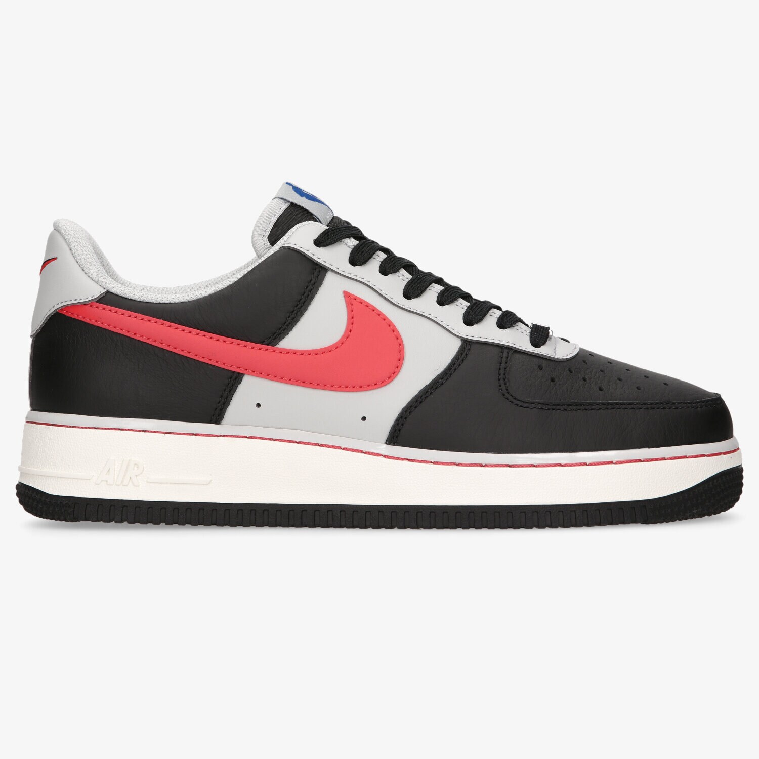 pánské tenisky NIKE AIR FORCE 1 '07 LV8 EMB DC8874-001 ČERNÁ