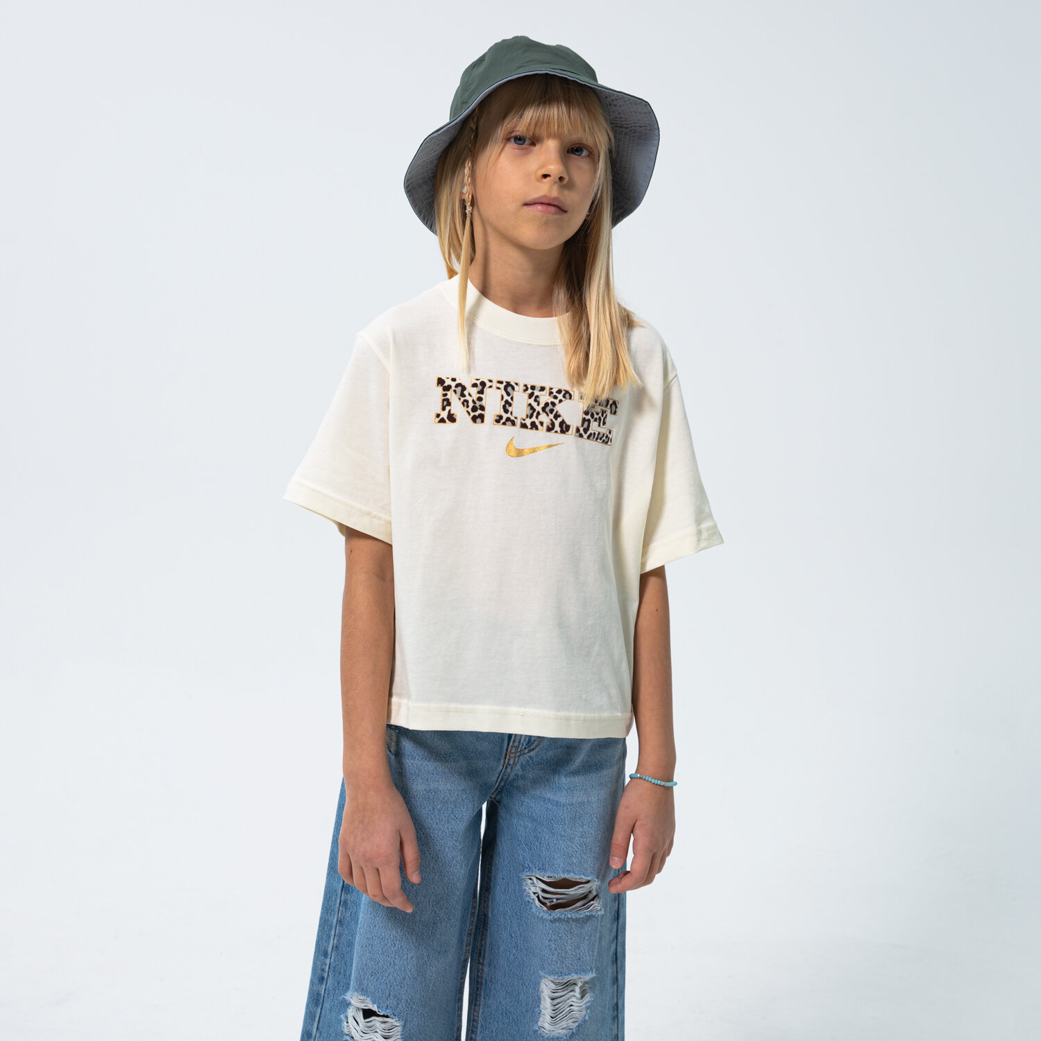 dětské tričko NIKE TRIČKO G NSW TEE BOXY GIRL DM3489-113 BÍLÁ