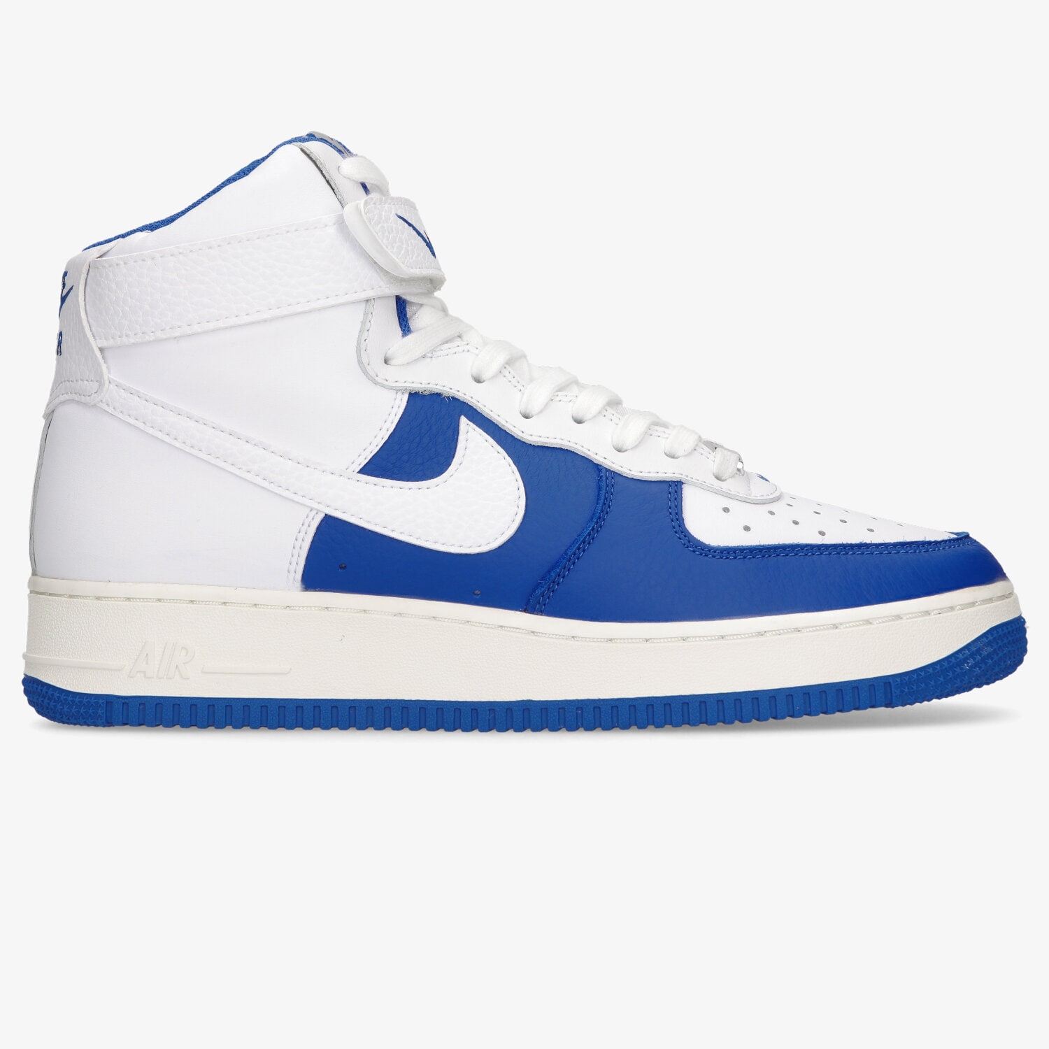 pánské tenisky NIKE AIR FORCE 1 HIGH '07 LV8 EMB DC8870-100 BÍLÁ