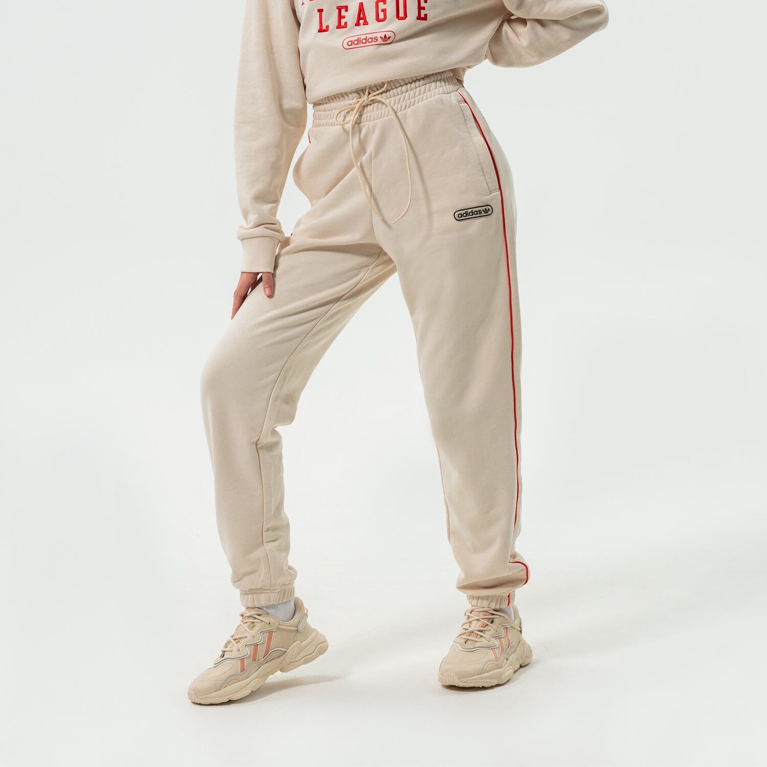 dámské kalhoty ADIDAS KALHOTY  SWEAT PANTS HL0030 BÉŽOVÁ