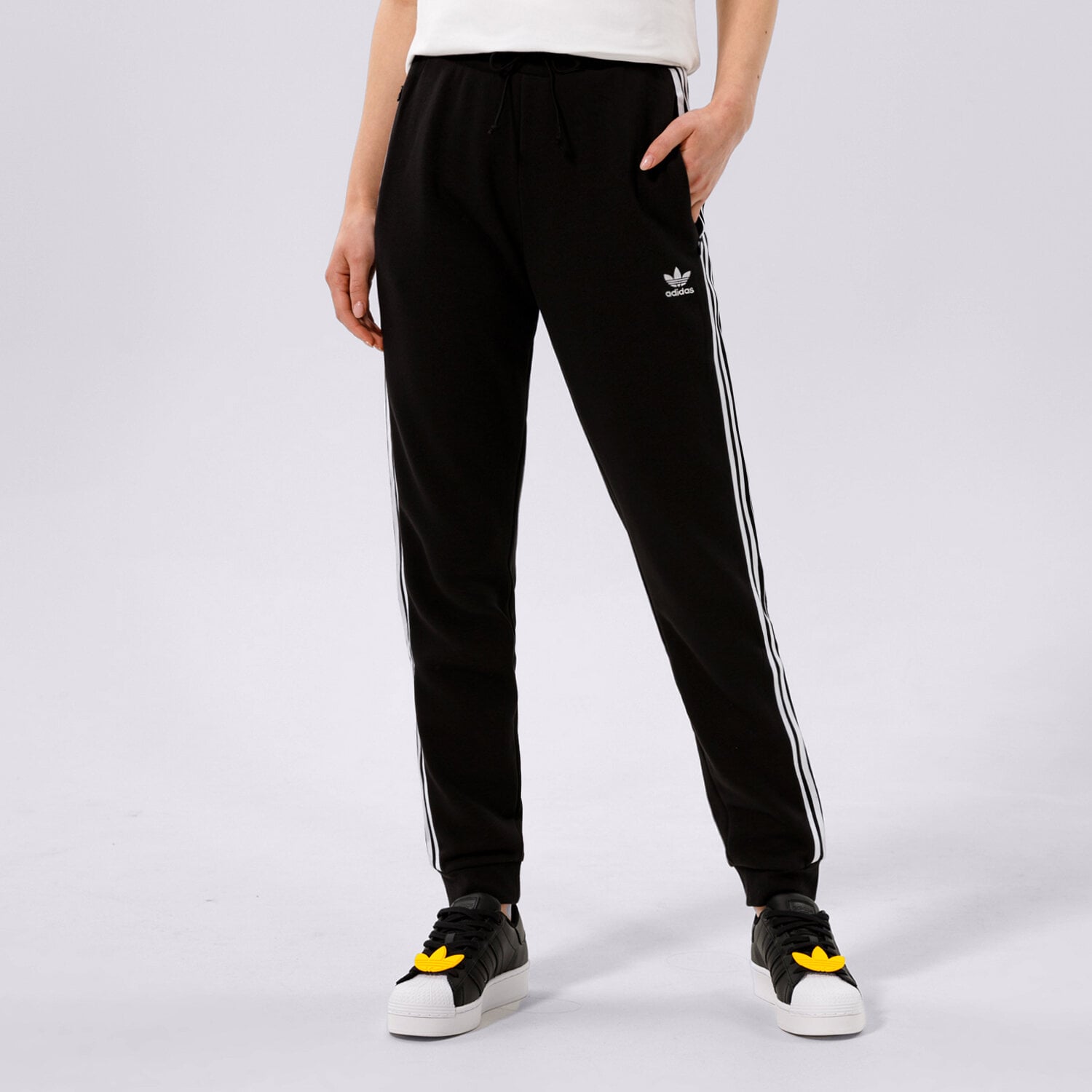 dámské kalhoty ADIDAS KALHOTY  SLIM GD2255 ČERNÁ