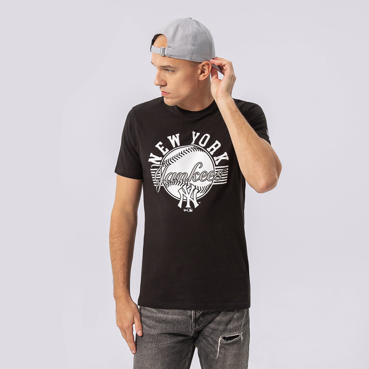 pánské tričko NEW ERA TRIČKO TEE NYY BLK 13051087 ČERNÁ