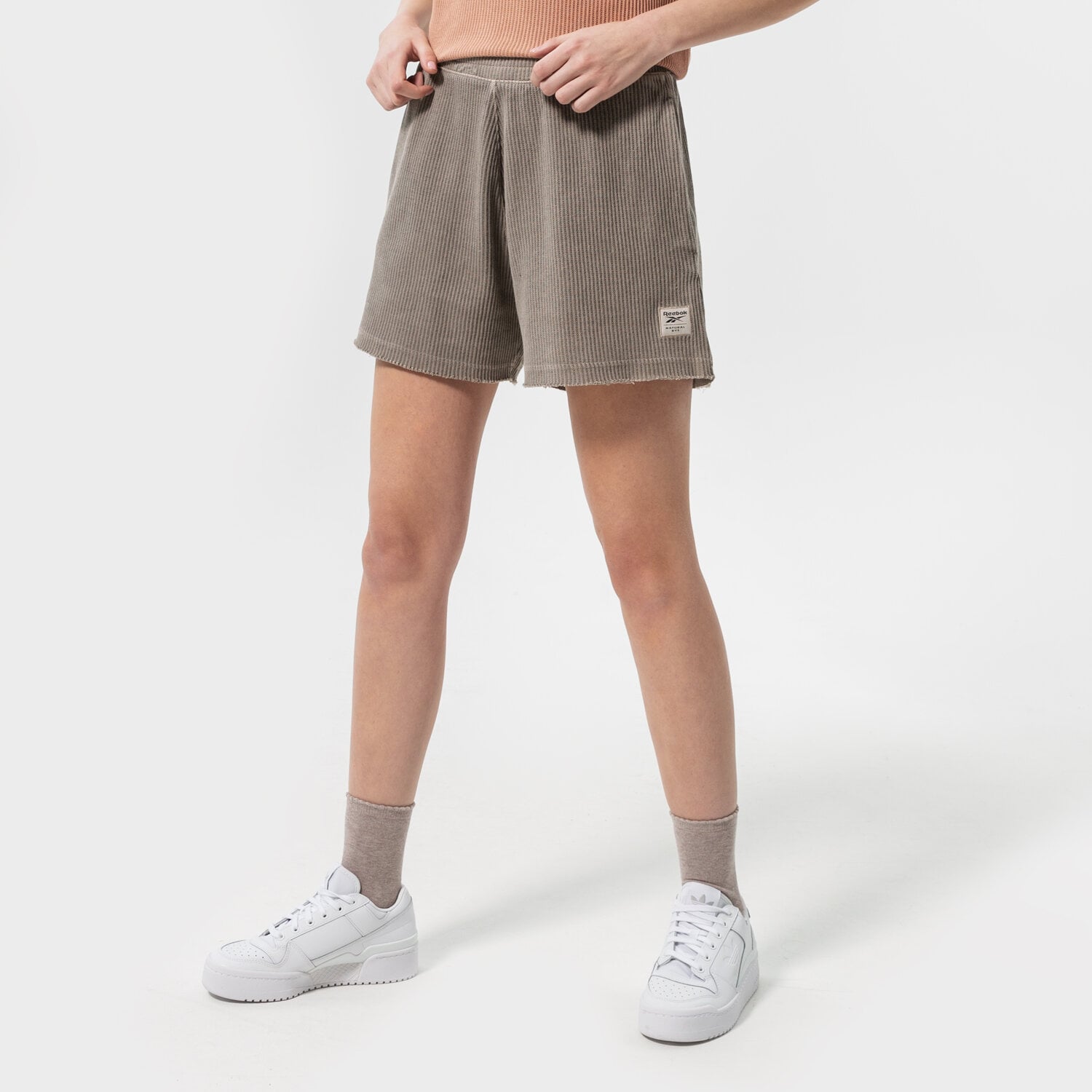 dámské kraťasy REEBOK ŠORTKY  CL RBK ND WAFFLE SHORT HB8647 ŠEDÁ