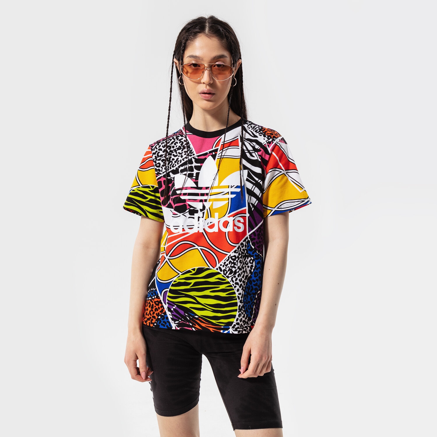 dámské tričko ADIDAS TRIČKO REGULAR TSHIRT HC4464 VÍCEBAREVNÁ