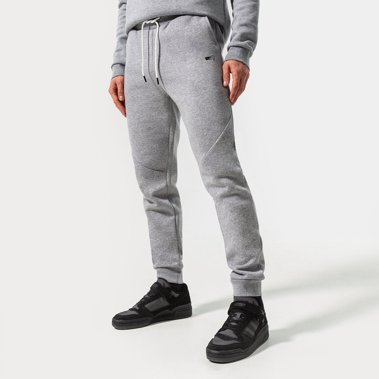 pánské kalhoty CONFRONT ESSENTIAL PANTS CF122SPM90002 ŠEDÁ