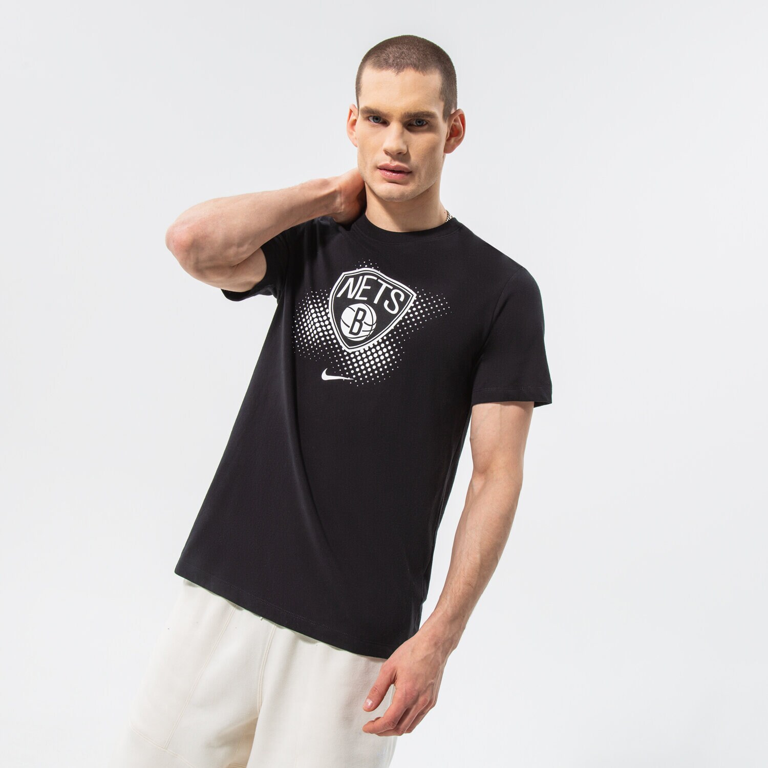 pánské tričko NIKE TRIČKO BKN M NK DF ES FTPK LGO SS TEE NBA DH7067-010 ČERNÁ