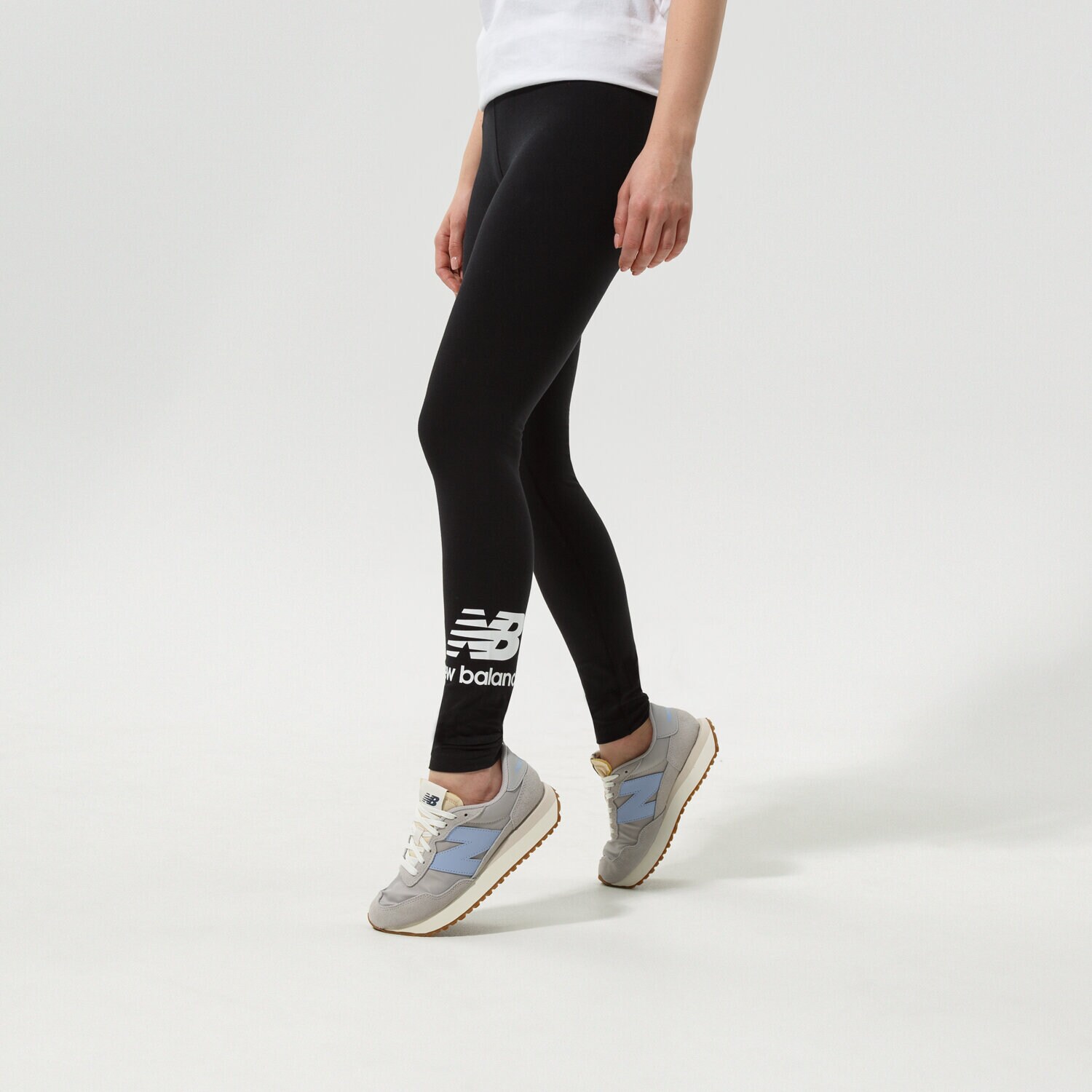 dámské kalhoty NEW BALANCE LEGGINGS NB ESSENTIALS STACKED LEGGING WP21509BK ČERNÁ