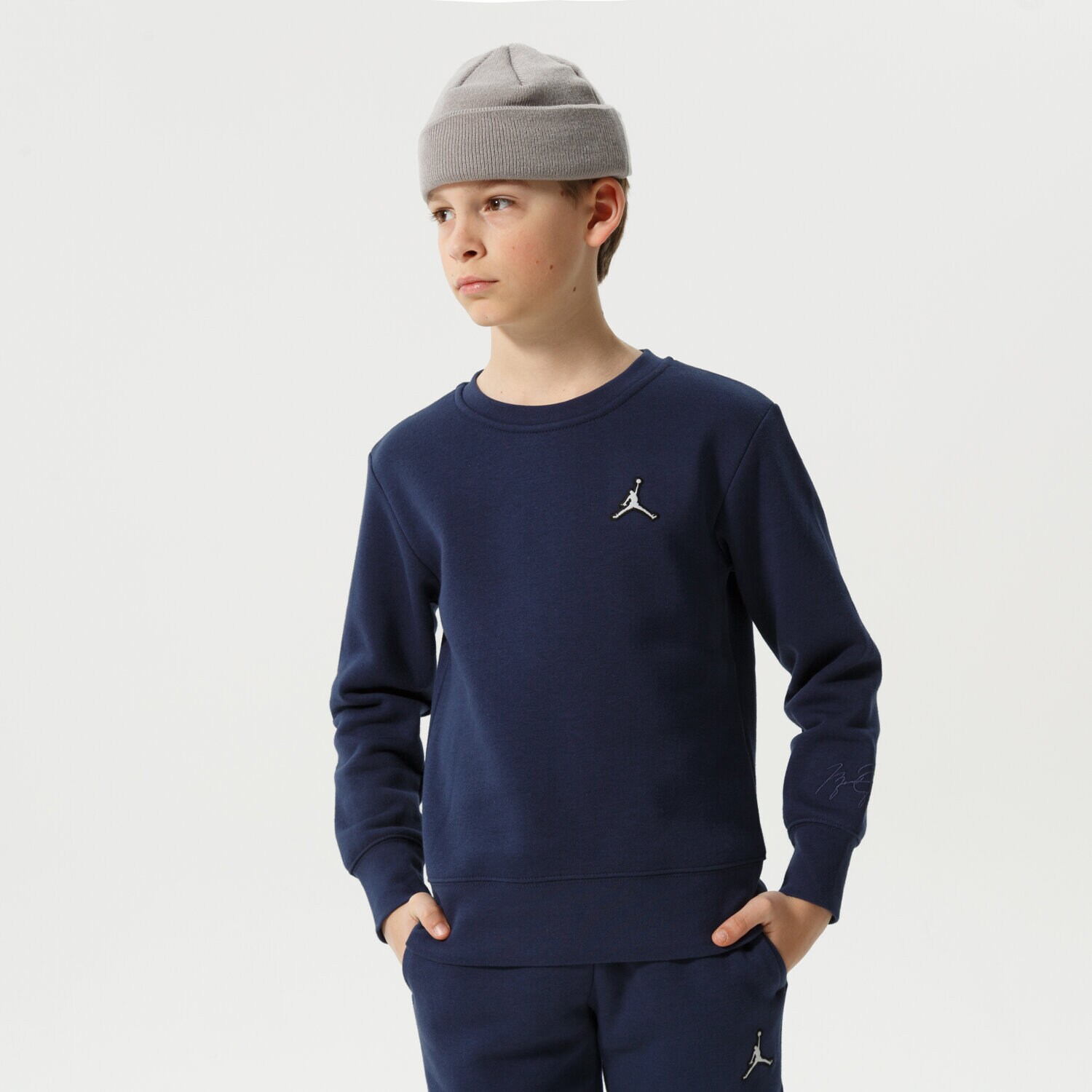 dětská mikina JORDAN MIKINA JUMPMAN ESSENTIALS CREW BOY 95B130-U90 TMAVOMODRÁ