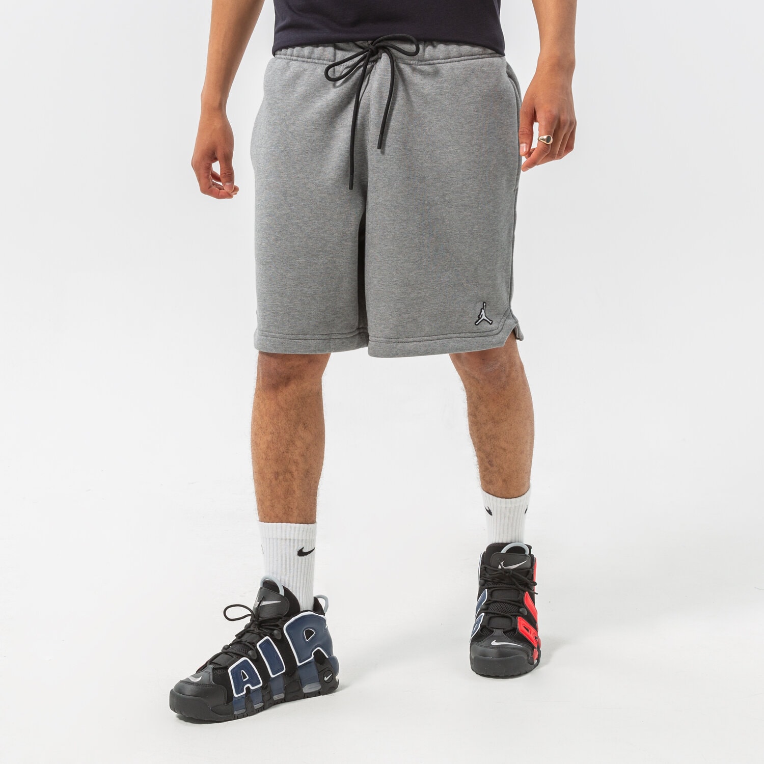 pánské kraťasy JORDAN ŠORTKY  ESSENTIAL FLEECE SHORTS DA9826-091 ŠEDÁ