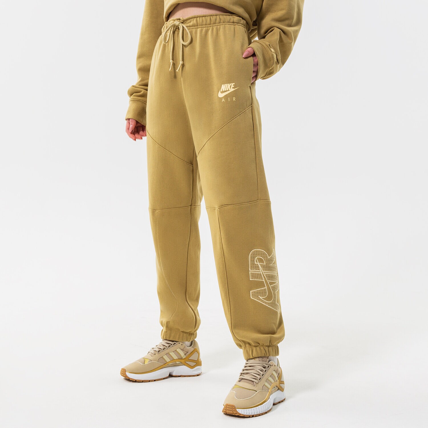 dámské kalhoty NIKE KALHOTY  W NSW AIR FLC PANT DM6061-769 hořčicová