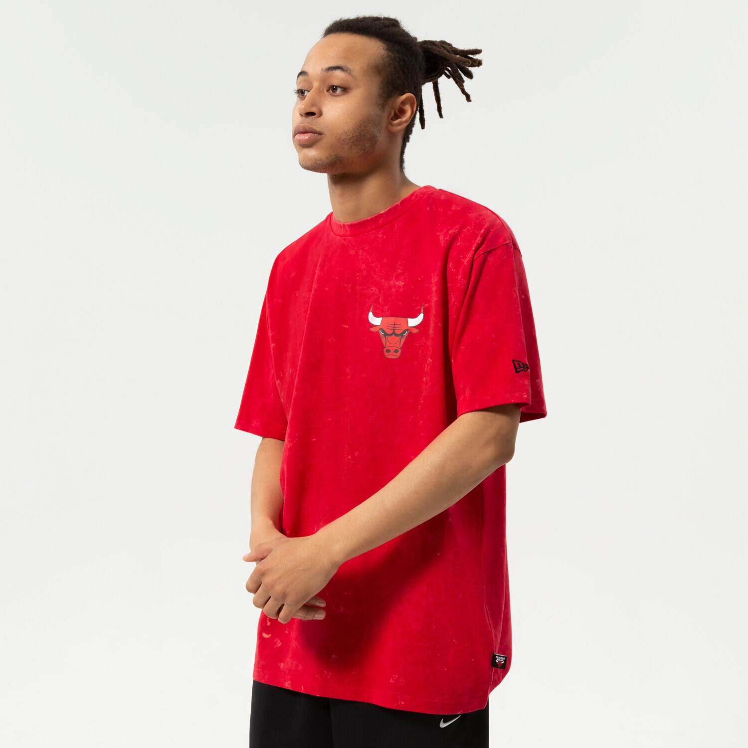 pánské tričko NEW ERA TRIČKO WASHED PACK GRAPHIC OS BULLS CHICAGO BULLS FD 13083862 ČERVENÁ
