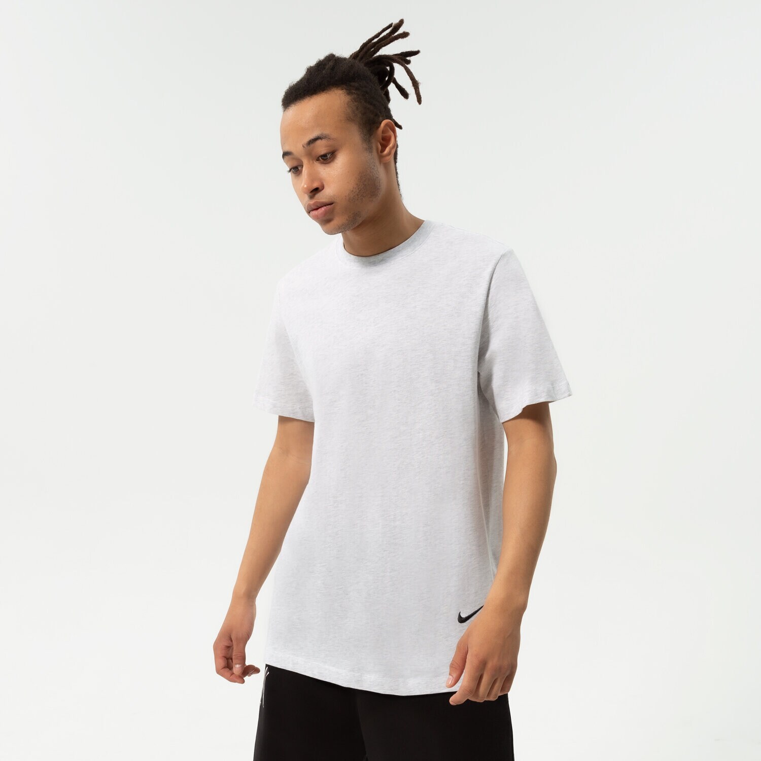 pánské tričko NIKE TRIČKO M NSW TEE SUSTAINABILITY DM2386-051 BÍLÁ