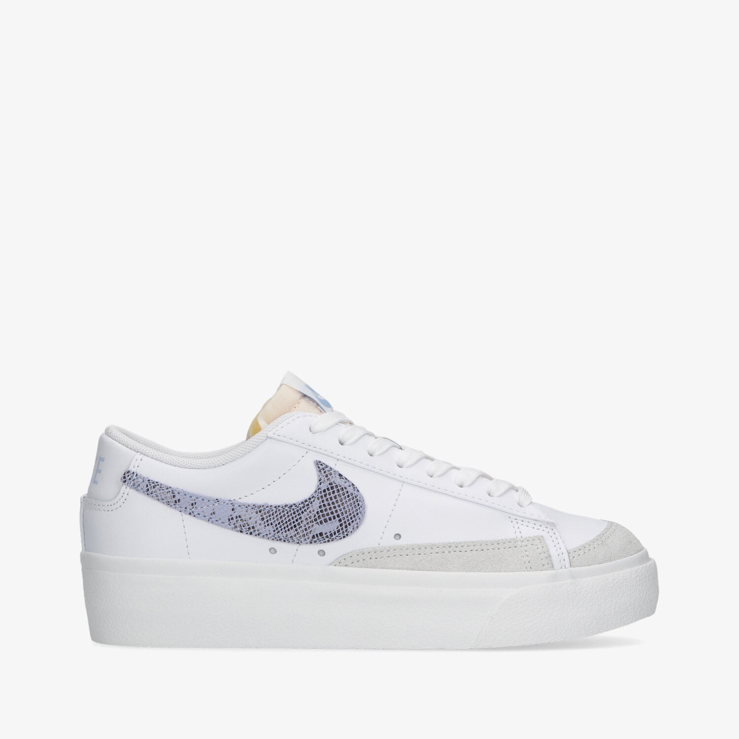 dámské tenisky NIKE WMNS BLAZER LW PLATFORM DV6978-100 BÍLÁ