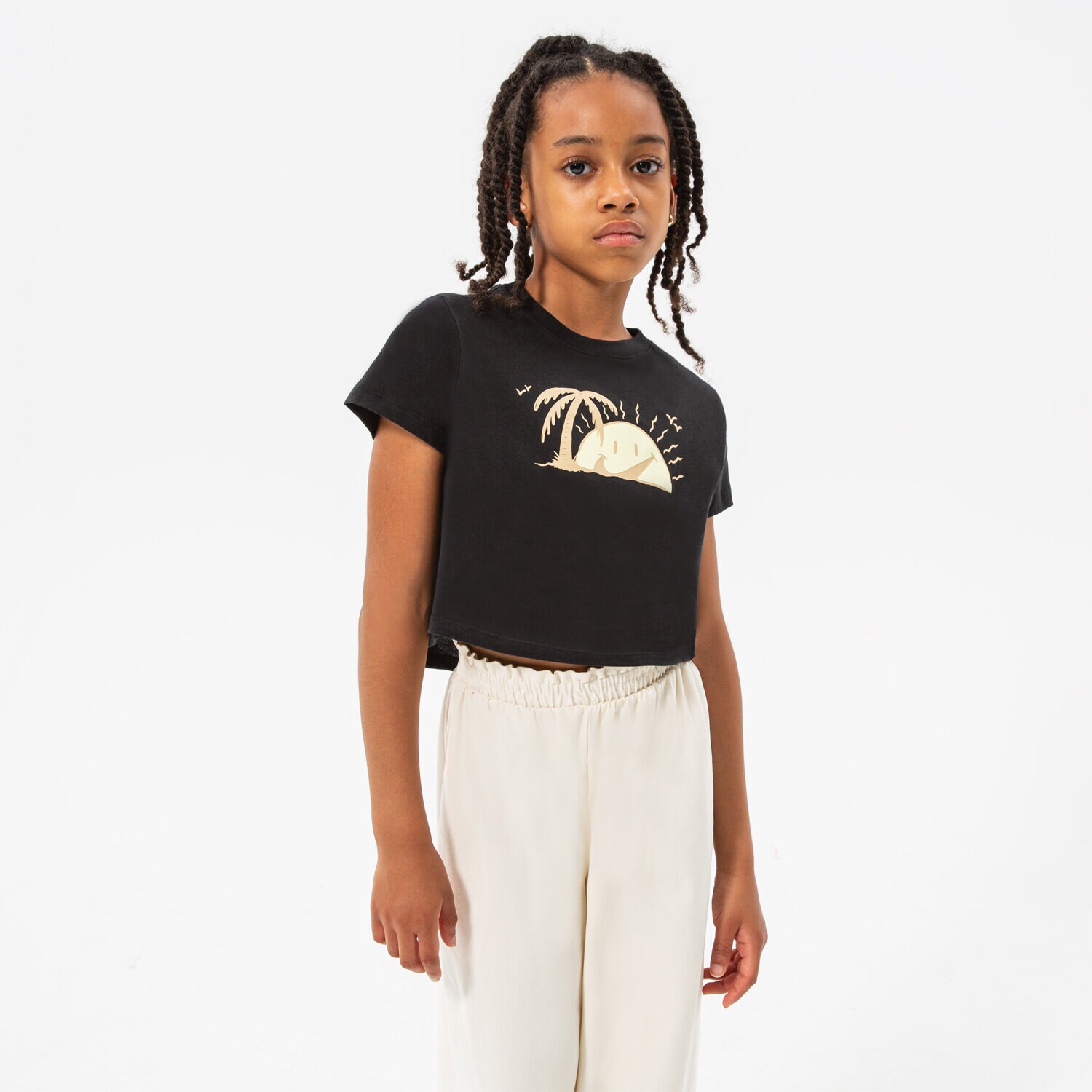 dětské tričko NIKE TRIČKO G NSW TEE SUN SWOOSH CROP GIRL DQ4376-010 ČERNÁ