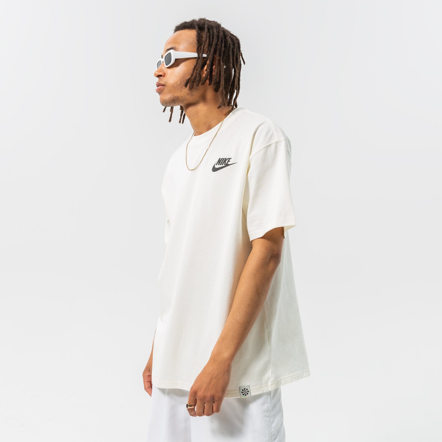 pánské tričko NIKE TRIČKO M NSW SUST M2Z LBR TEE DQ1004-133 BÍLÁ