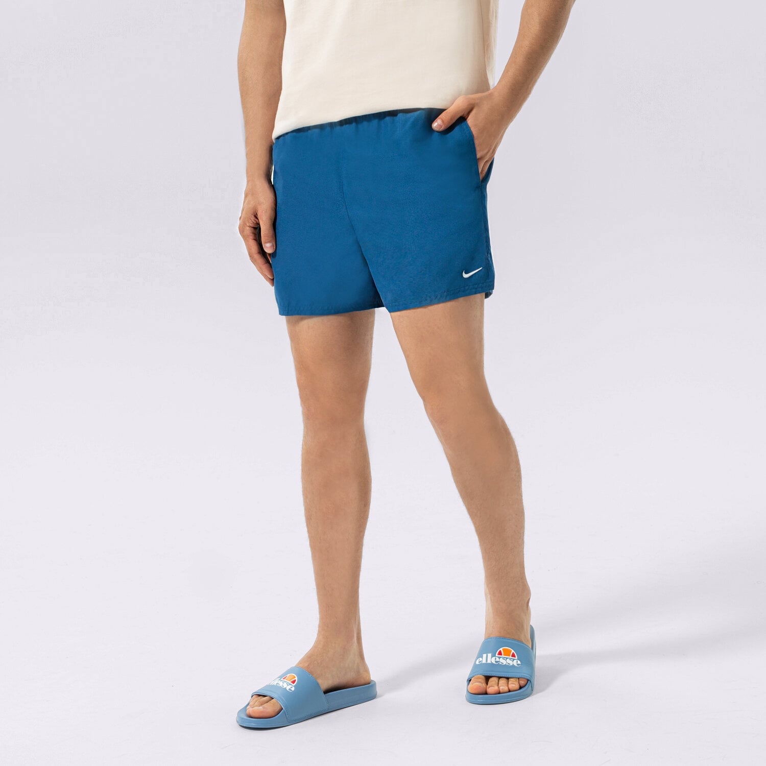 pánské kraťasy NIKESWIM ŠORTKY  ESSENTIAL 5" NESSA560-444 MODRÁ