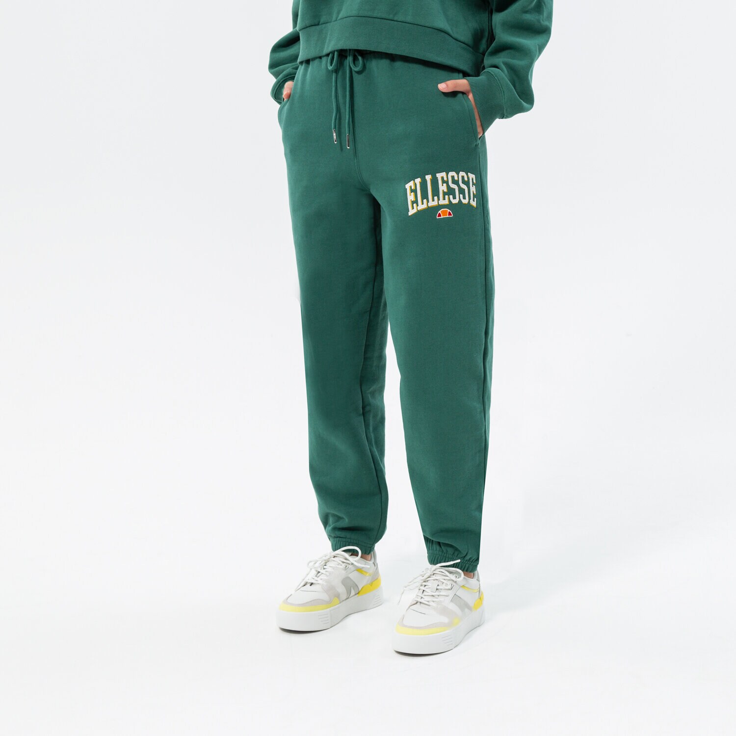 dámské kalhoty ELLESSE KALHOTY  CAMMINA JOG PANT DGREEN SGP15914502 ZELENÁ