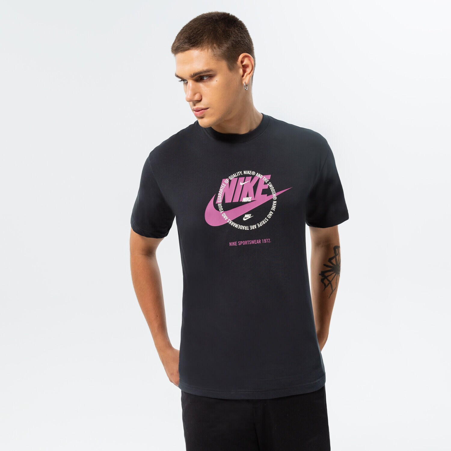 pánské tričko NIKE TRIČKO M NSW SPU GPX SS TEE DV1128-045 ČERNÁ