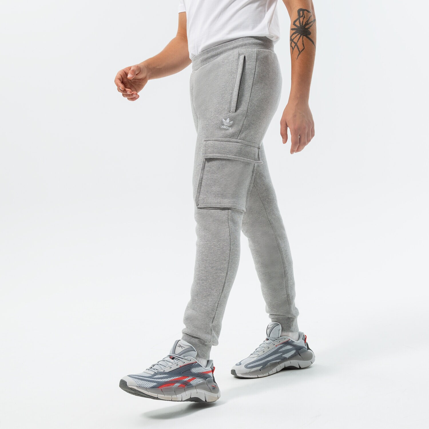 pánské kalhoty ADIDAS KALHOTY  ESSENTIALS C P HK0184 ŠEDÁ