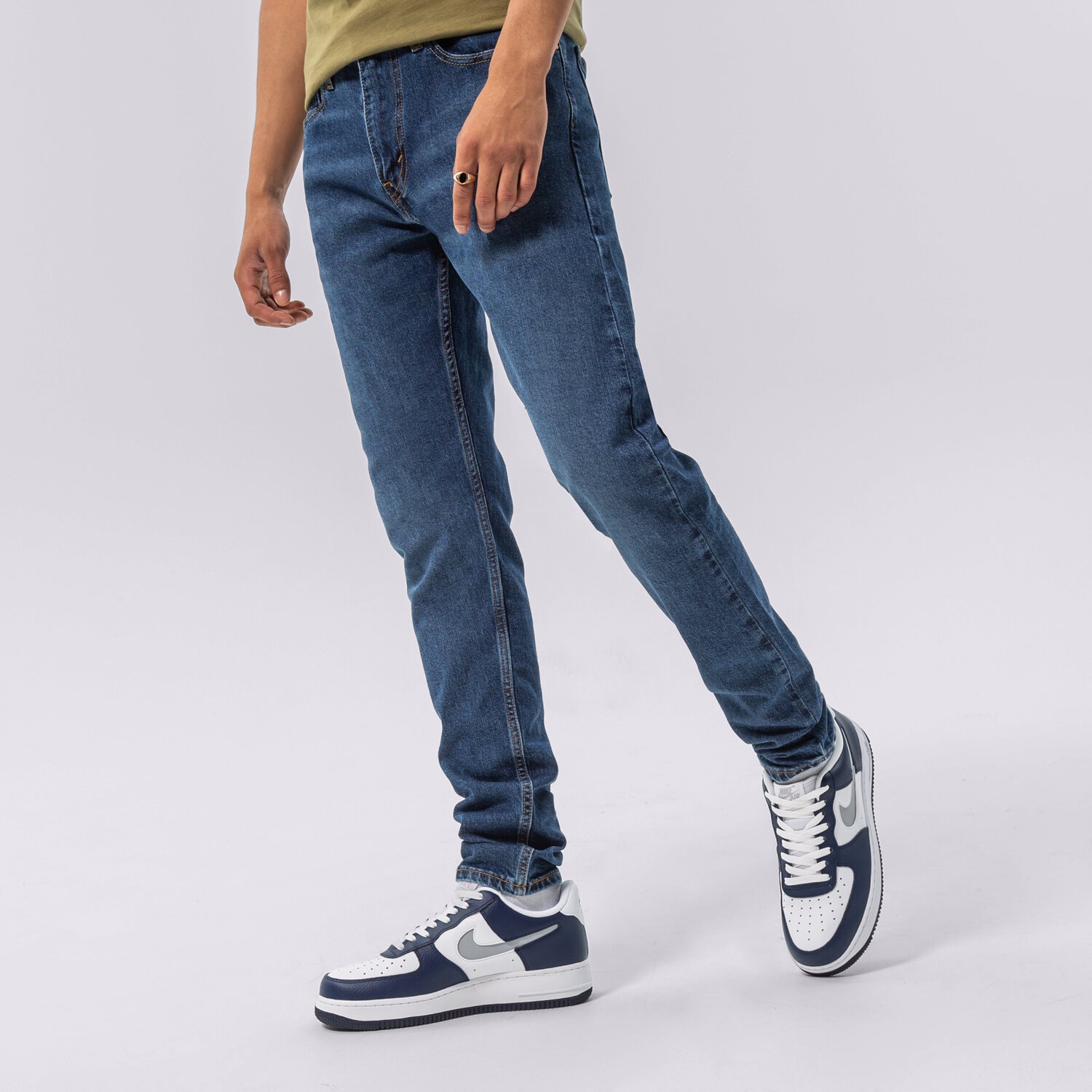 pánské kalhoty LEVI'S 512 SLIM FIT TAPER JEANS  59437-0087 TMAVOMODRÁ