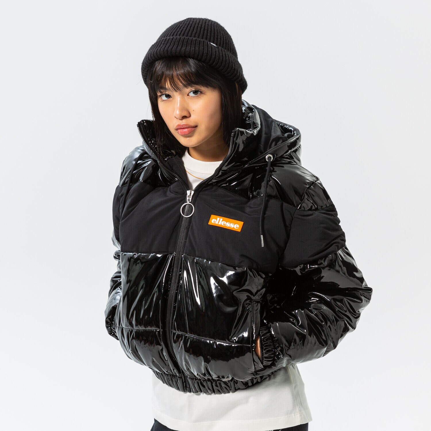 dámská zimní bunda ELLESSE BUNDA PÉŘOVÁ FORTI PADDED JACKET BLK SGP15933011 ČERNÁ