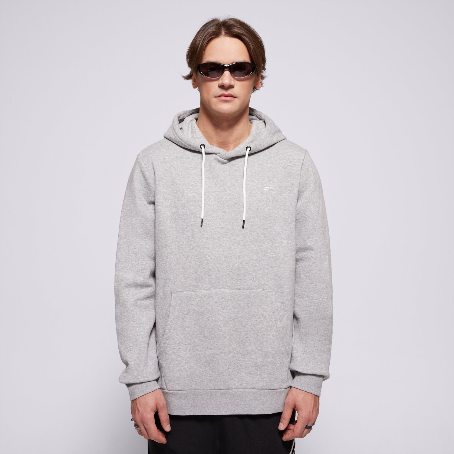 pánská mikina CONFRONT MIKINA S KAPUCÍ HOODIE ESSENTIAL CF322BLM91002 ŠEDÁ