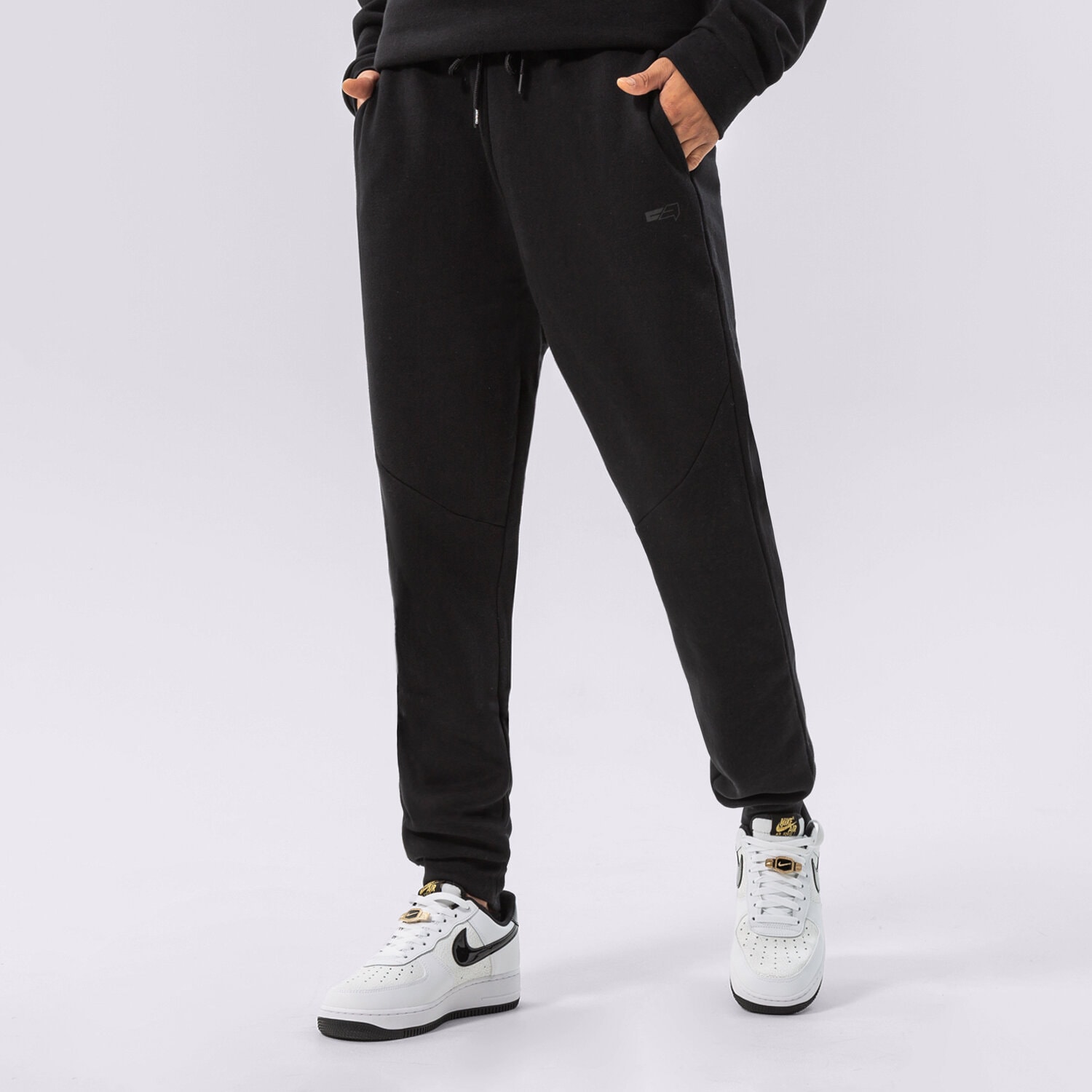 pánské kalhoty CONFRONT KALHOTY  CONFRONT BASIC PANTS CF322SPM90001 ČERNÁ