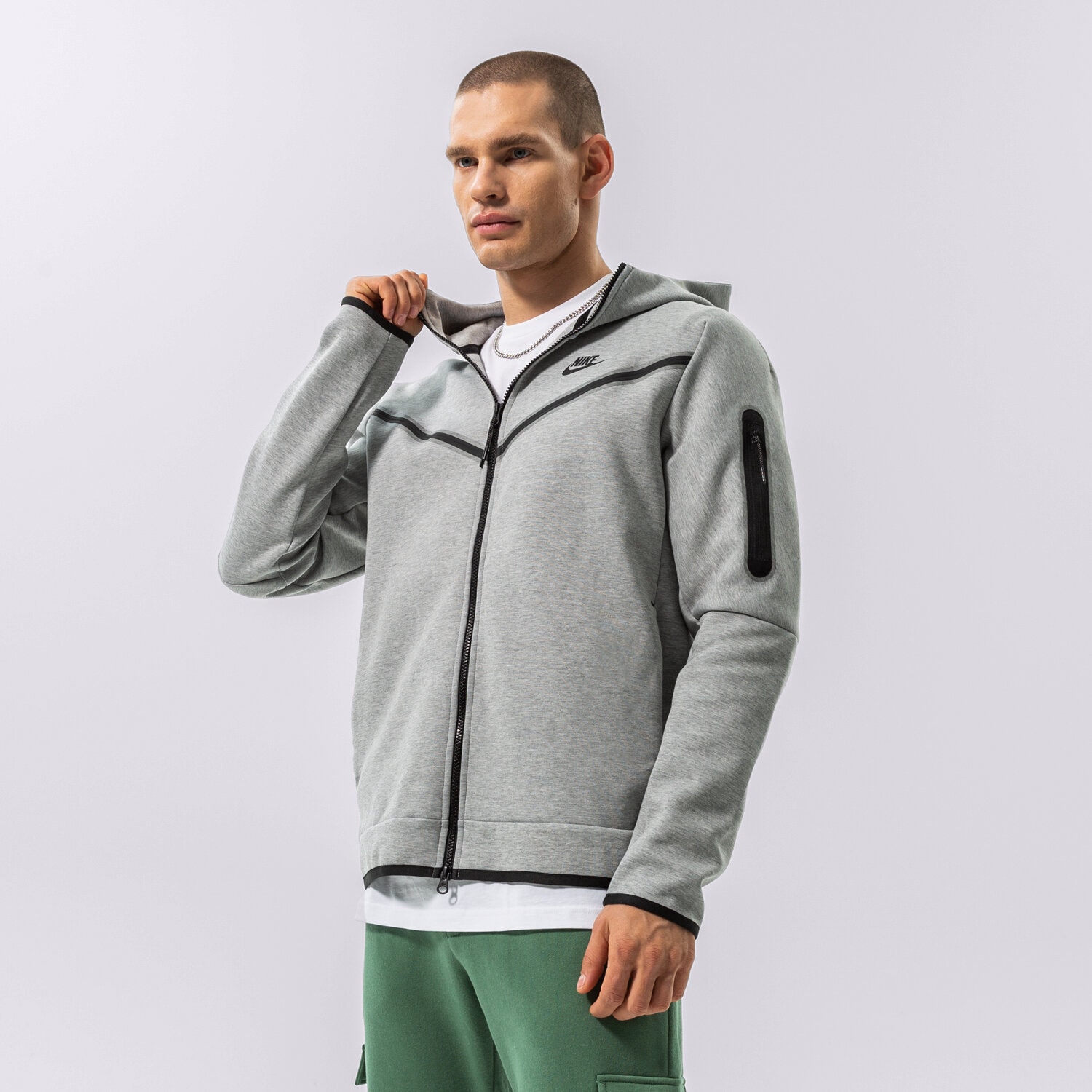 pánská mikina NIKE MIKINA S KAPUCÍ SPORTSWEAR TECH FLEECE CU4489-063 ŠEDÁ