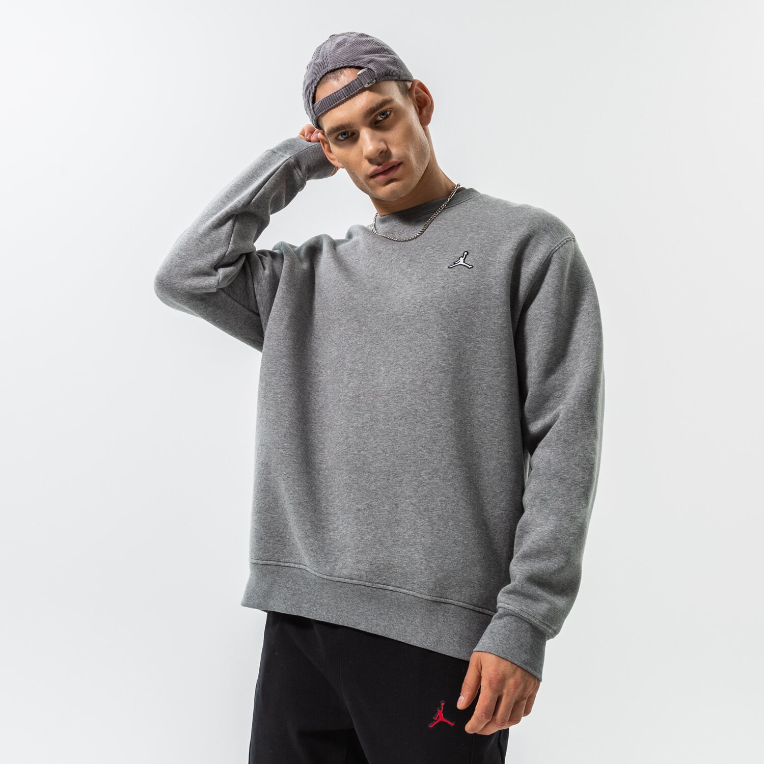 pánská mikina JORDAN MIKINA M J ESS FLC CREW DQ7520-091 ŠEDÁ