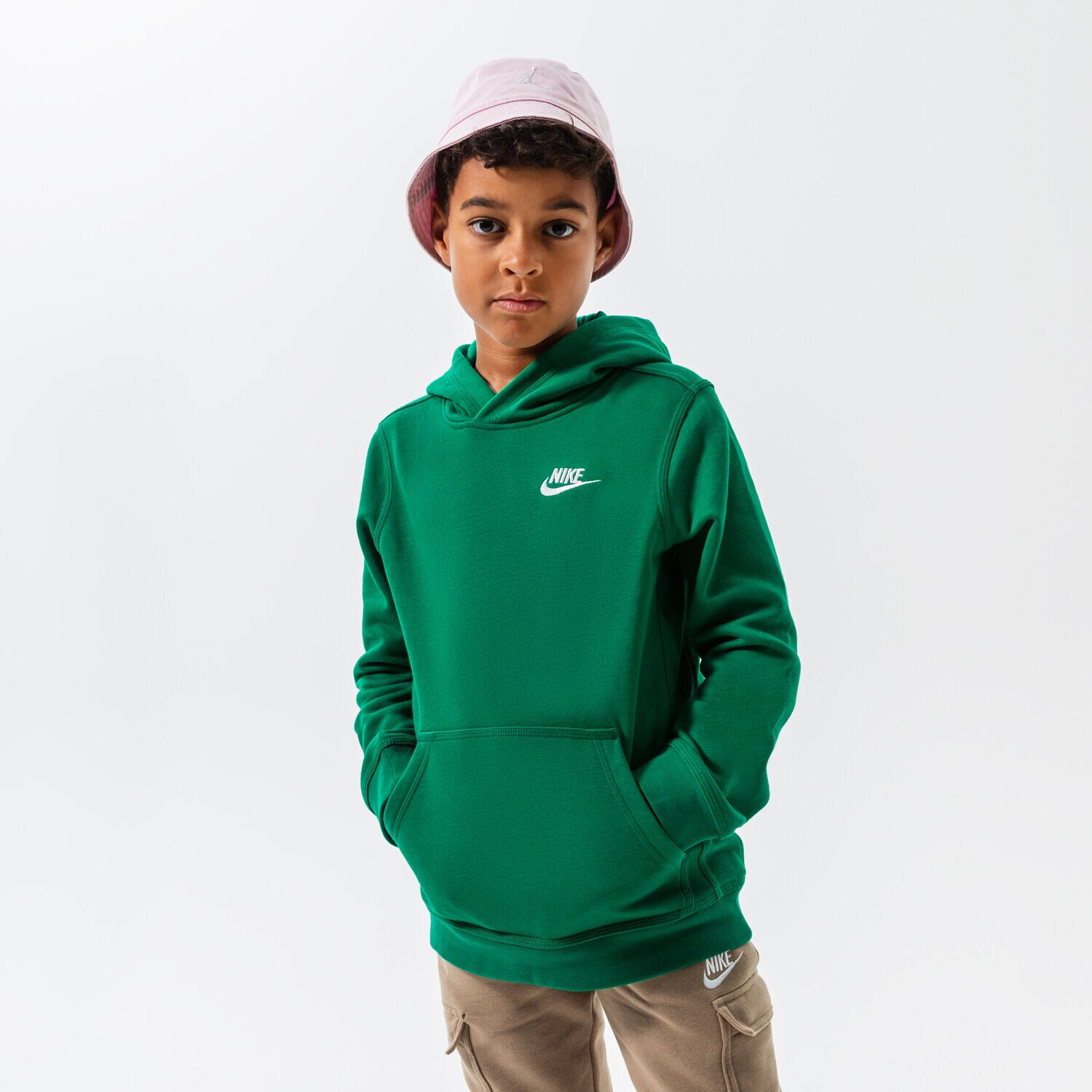dětská mikina NIKE MIKINA S KAPUCÍ NIKE SPORTSWEAR CLUB BOY BV3757-365 ZELENÁ