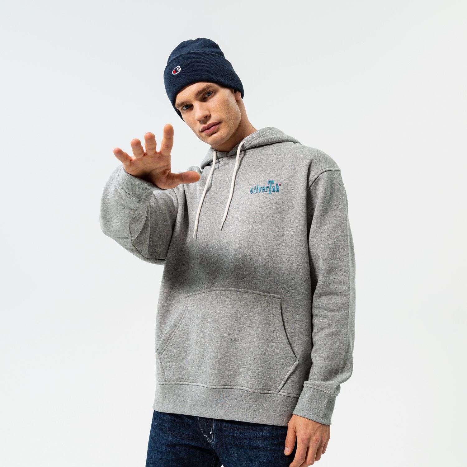 pánská mikina LEVI'S MIKINA S KAPUCÍ RELAXED GRAPHIC PO 38479-0138 ŠEDÁ