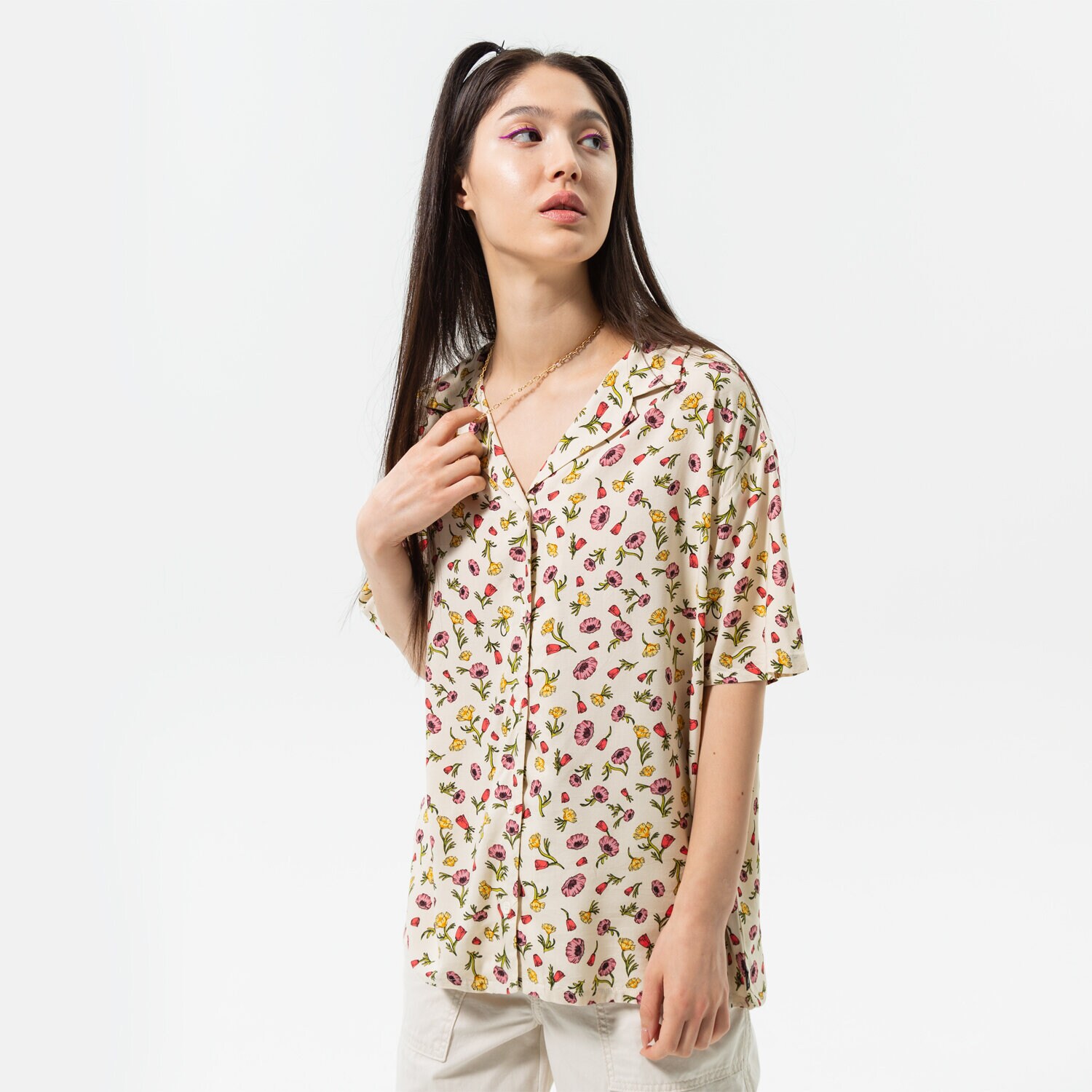 dámský top VANS TOP WYLD PRINTED SS TOP VN0A7RMKFS81 BÍLÁ