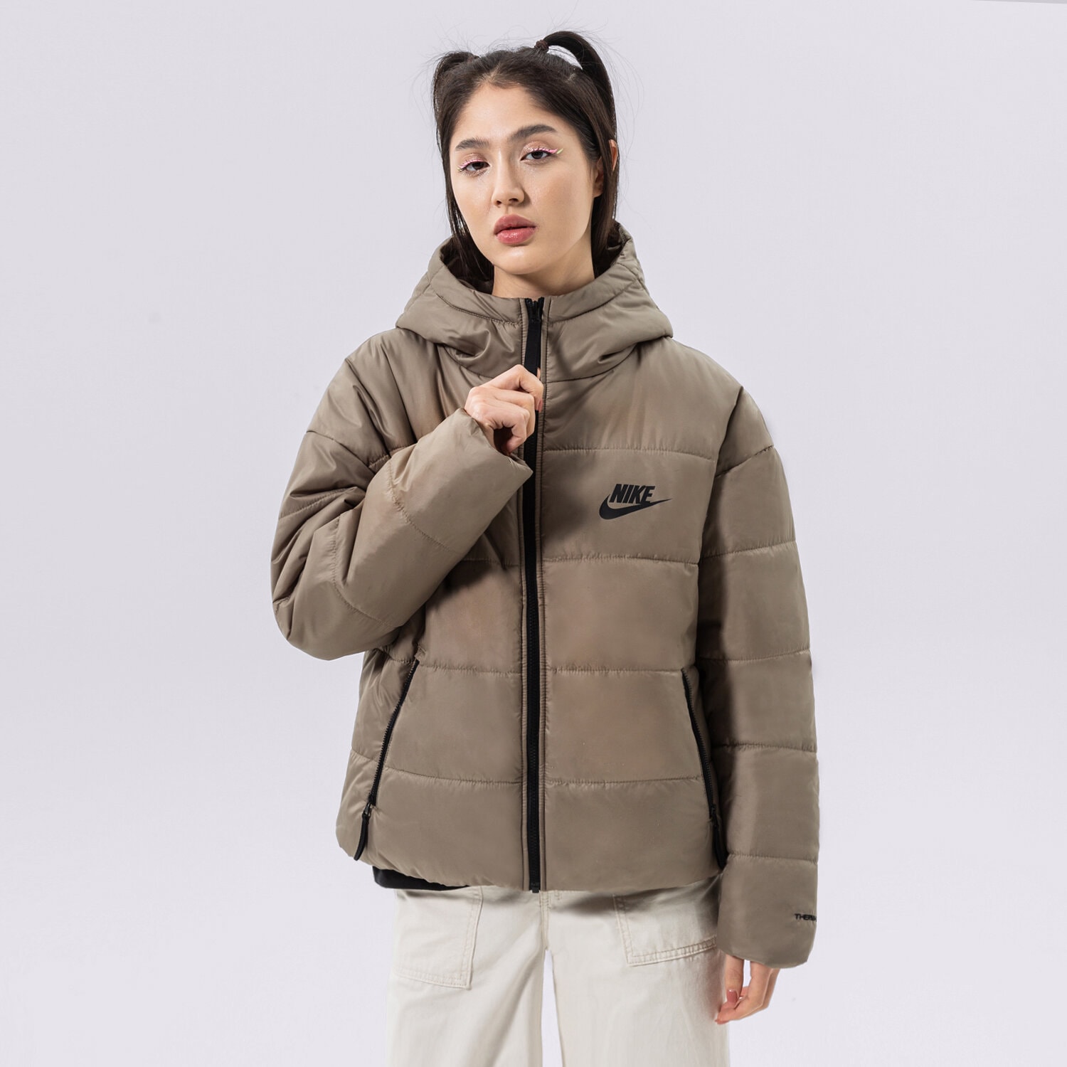 dámská zimní bunda NIKE BUNDA ZIMNÍ W NSW SYN TF RPL HD JKT DX1797-351 ŠEDÁ