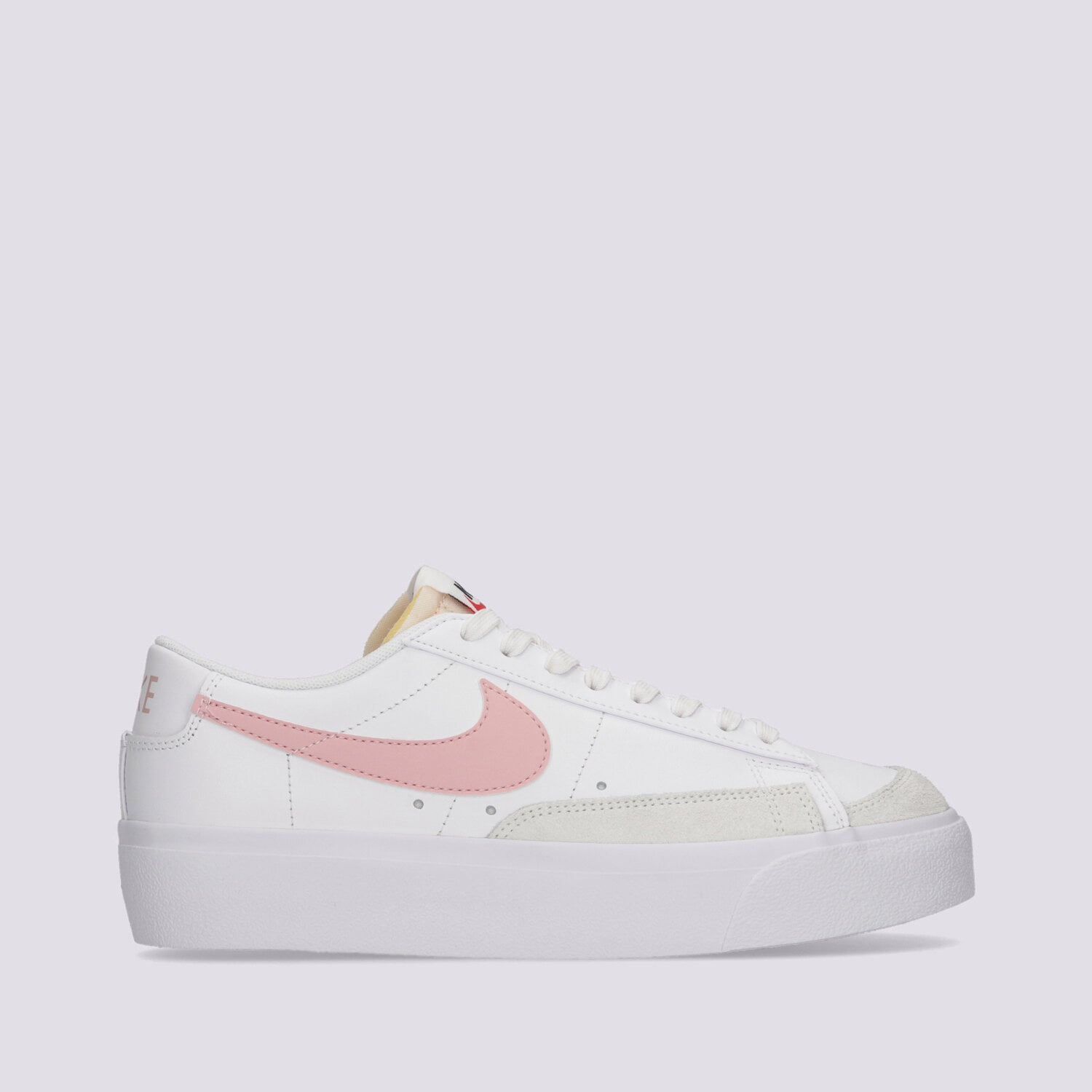 dámské tenisky NIKE BLAZER LOW PLATFORM  DJ0292-103 BÍLÁ