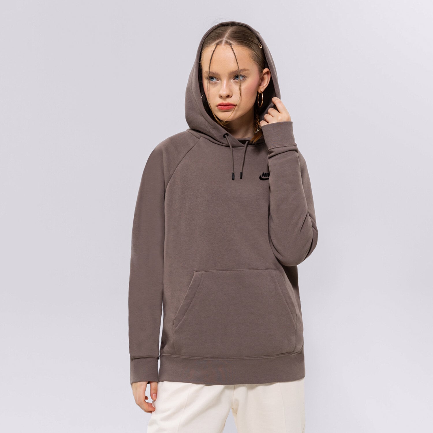 dámská mikina NIKE MIKINA S KAPUCÍ W NSW ESSNTL FLC PO HOODIE DX2316-040 HNĚDÁ
